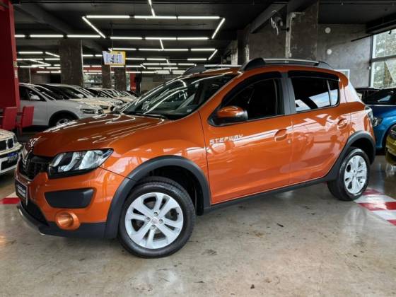 RENAULT SANDERO 1.6 STEPWAY 8V FLEX 4P MANUAL